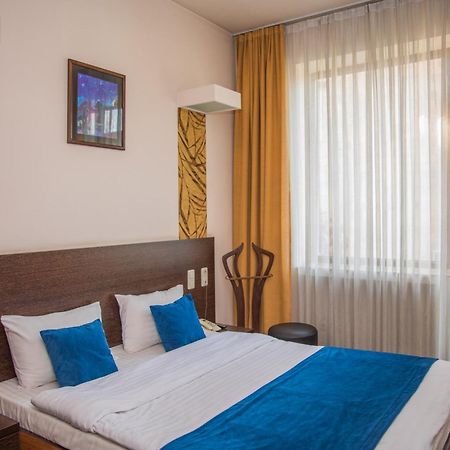 Cascade Hotel Yerevan Bagian luar foto