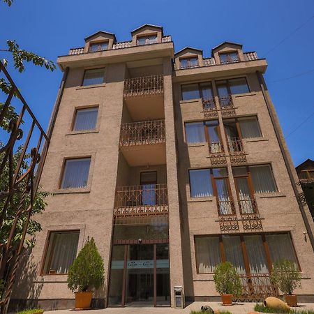 Cascade Hotel Yerevan Bagian luar foto